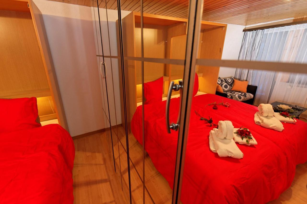 Haus Waldheim Grachen Διαμέρισμα Δωμάτιο φωτογραφία